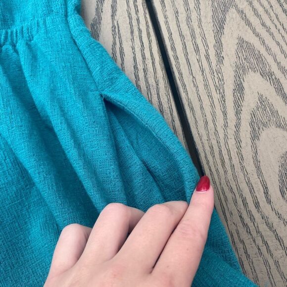 NWT Old Navy Textured O-Ring Halter Romper Size m teal aqua strapless keyhole - Picture 7 of 8